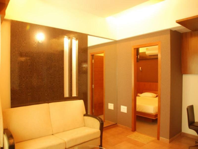 Hotel Lerida Thane Exterior photo